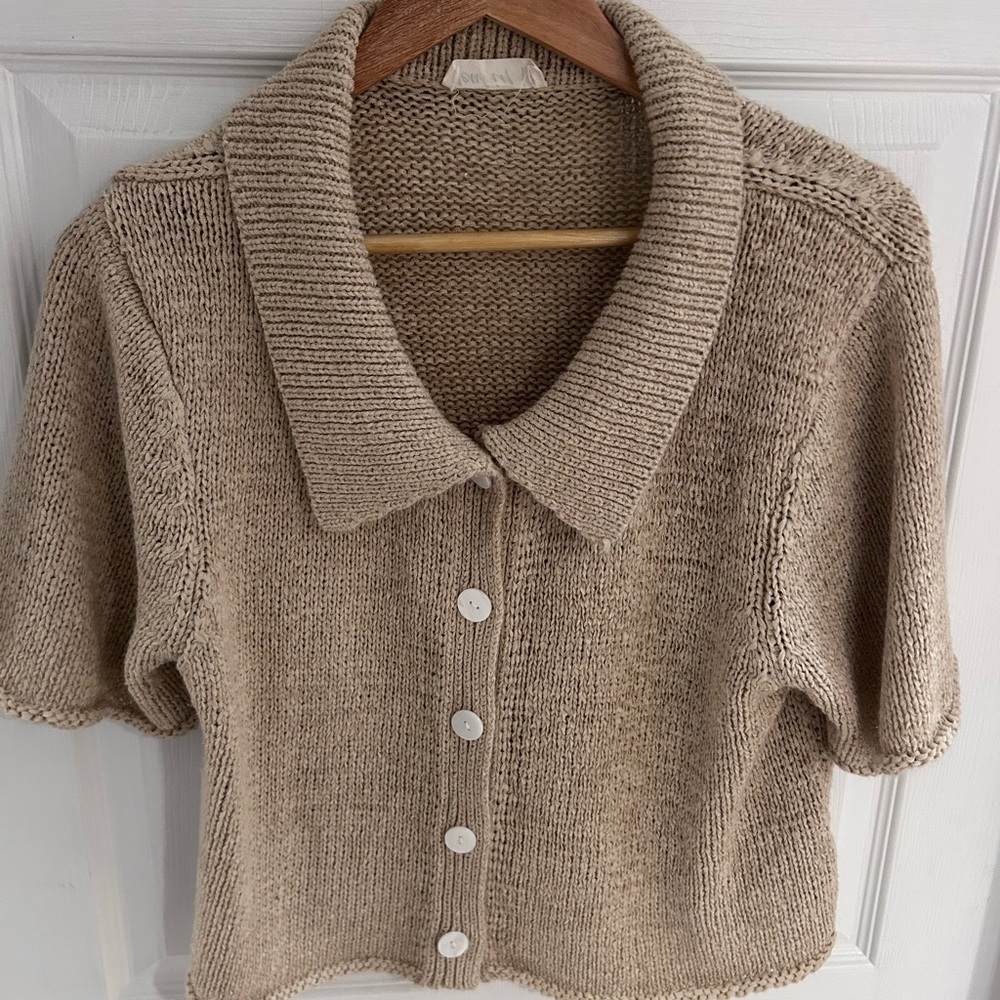 New In Tan Knit Collared Button-Front Sweater (Size L)